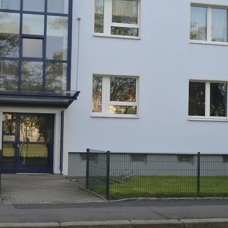 F3 - "Gemuetlich Mit Kunst" Apartman Drezda Kültér fotó